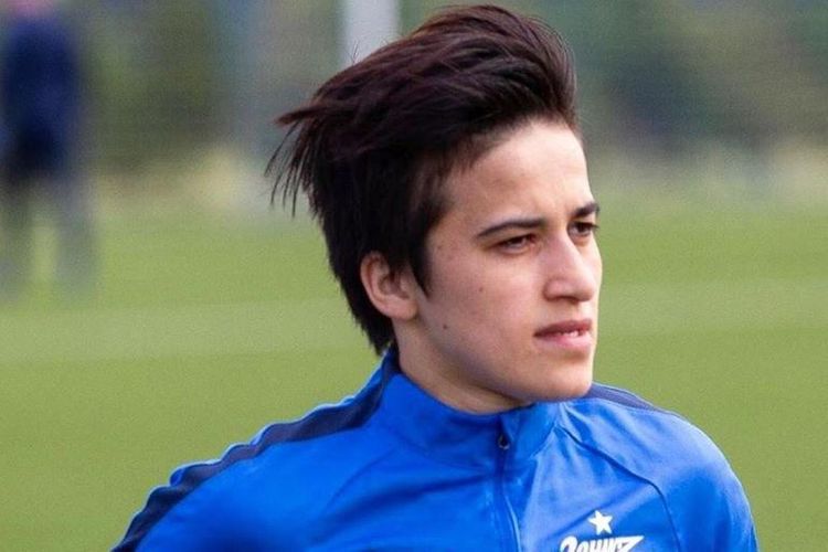Yığmamızın futbolçusu “Zenit”də
