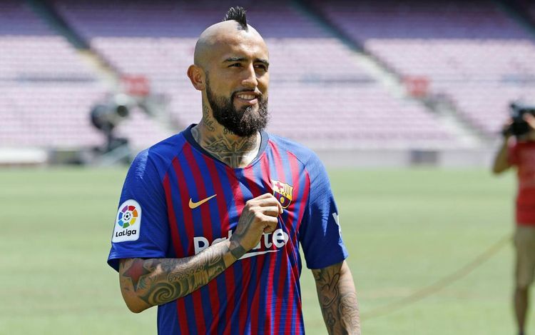 "Barselona"nın futbolçusunu istəyir - Bekhem