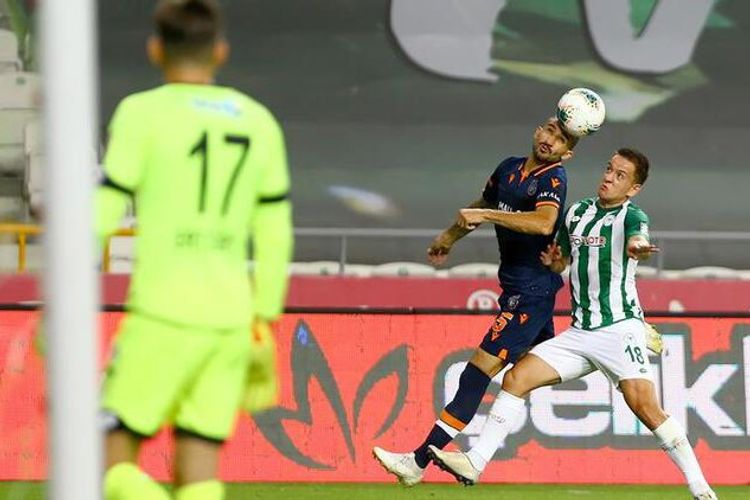 Liderlər uduzdu - "Beşiktaş"dan səfər qələbəsi