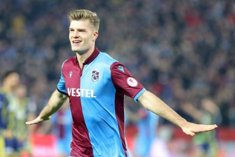 "Trabzonspor"un hücumçusunu alır - "Napoli"