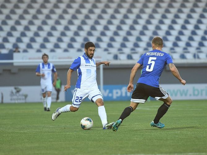 Futbolçusu ilə müqaviləni pozdu - "Sabah"