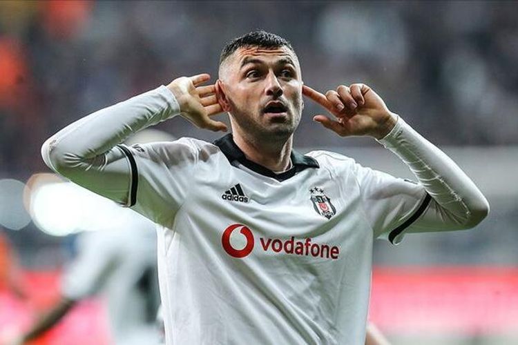 "Lill"lə anlaşdı - Burak Yılmaz