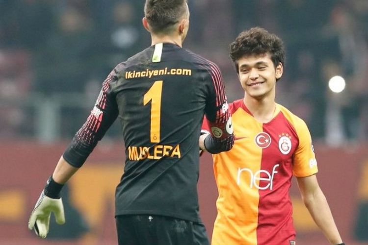 Daha bir türkiyəli futbolçunu transfer etdi - "Lill"