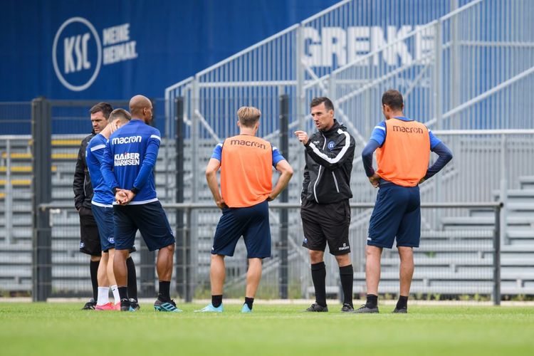 Millimizin futbolçusundan çəkinir – idman direktoru