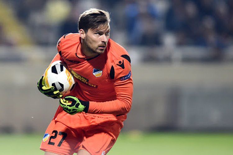 “Qarabağ”ı dayandırıb, milyonlar qazandırdı”