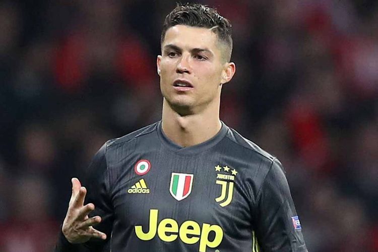 Ronaldo “Yuventus”dan gedir? – növbəti iddia