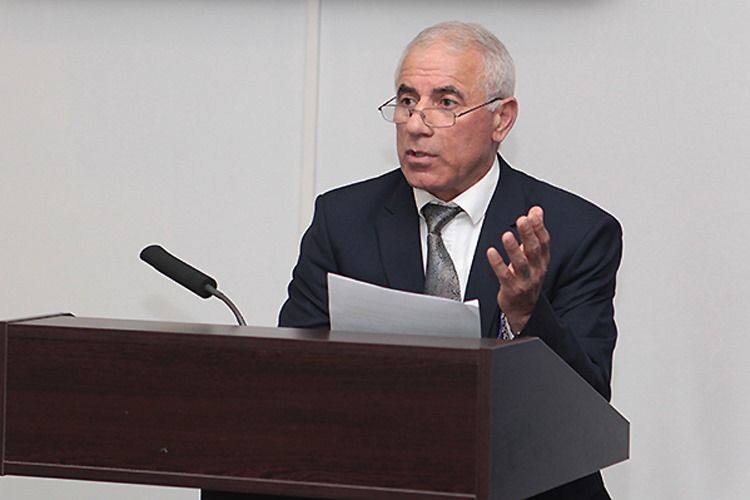 “AFFA Premyer Liqanın 5 klubuna “baxır”, bizə də kömək etsin” – Oqtay Abdullayev
