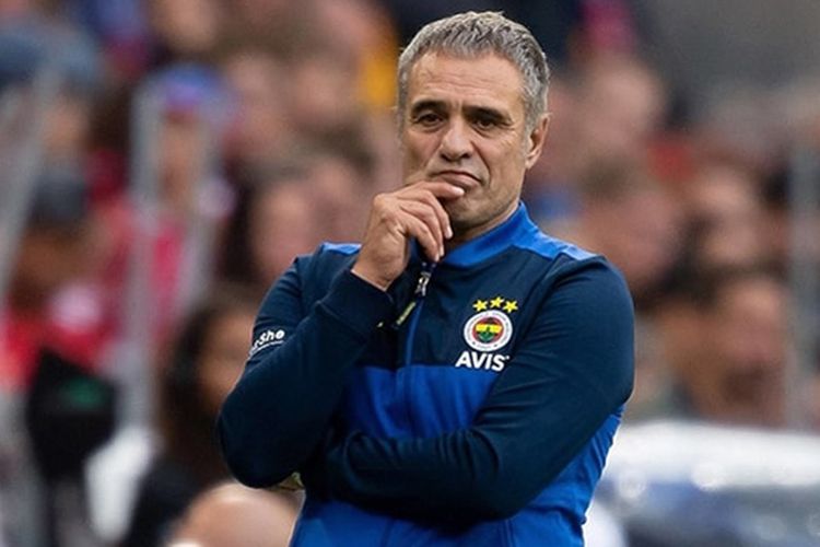 Ərsun Yanal istefa verdi