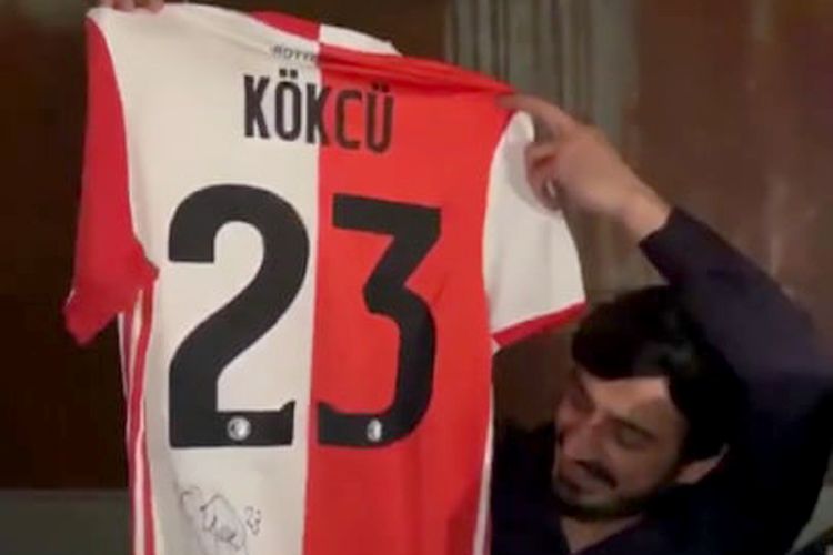 “Feyenoord”dan Təmkin Xəlilzadəyə hədiyyə