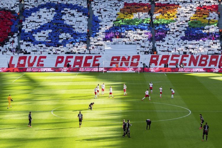 Bundesliqa klubu yaponlardan üzr istədi – səhv etdik