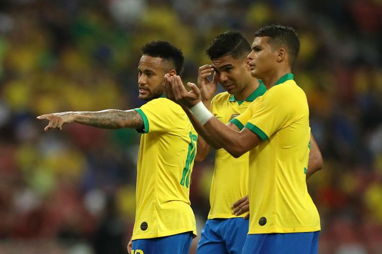 Özünü “Barselona”ya təklif etdi - Braziliya millisinin kapitanı 