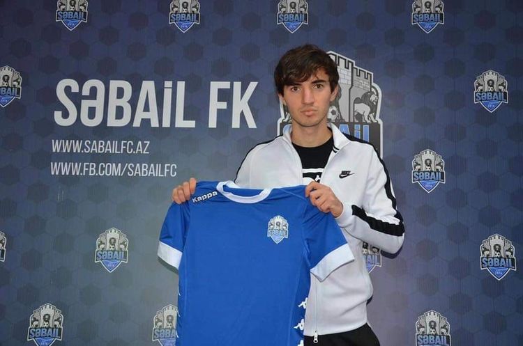 “Səbail” futbolçusunu Latviyaya göndərdi