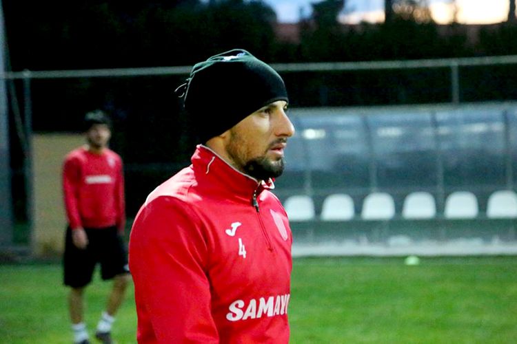 Slavik Alxasov: “Çempionatın davam etdirilməməsi də bizə sərf edəcək” - MÜSAHİBƏ