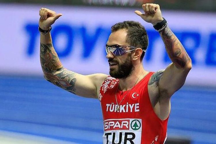 "Bu maskalardan təkcə sizi deyil..." - Ramil Quliyev