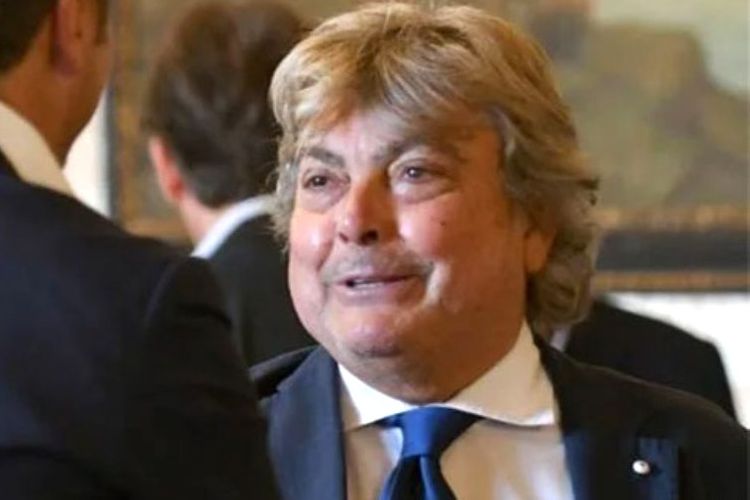 "Napoli" rəsmisi koronavirusdan öldü