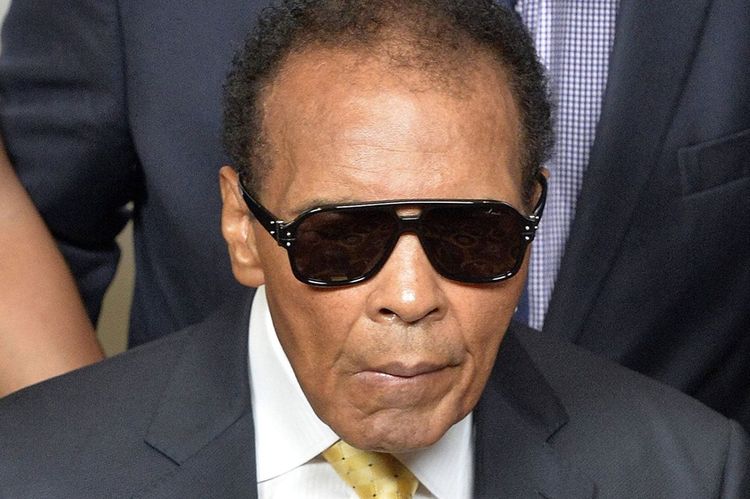 Səddam Hüseyndən girovları qurtaran, müharibədən imtina edən superqəhrəman - ULDUZLAR