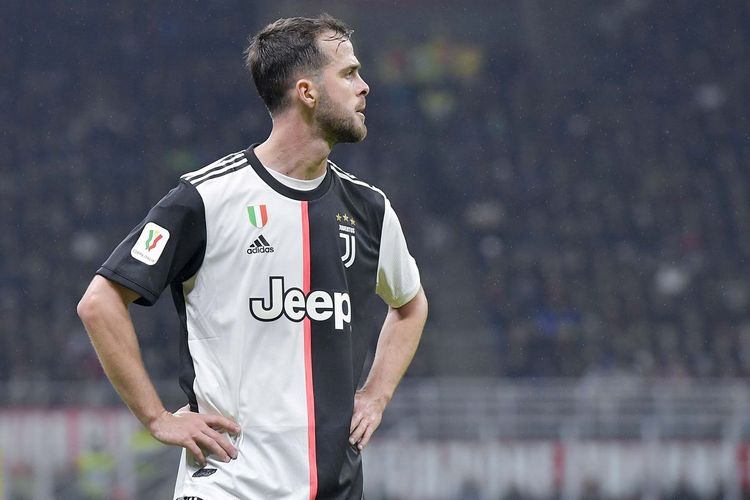 “Barselona” üçün prioritet transfer - Pyaniç