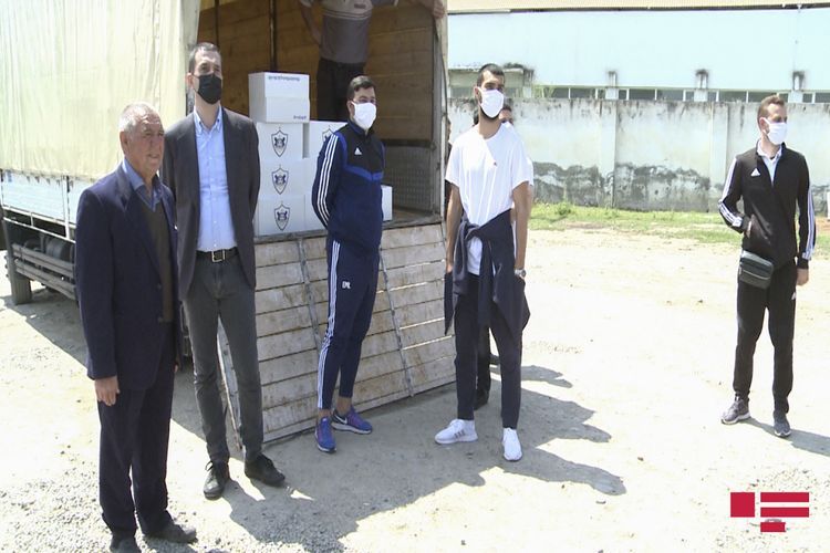 “Çalışırıq ki, futbolçularımızı boş buraxmayaq” - Qurban Qurbanov