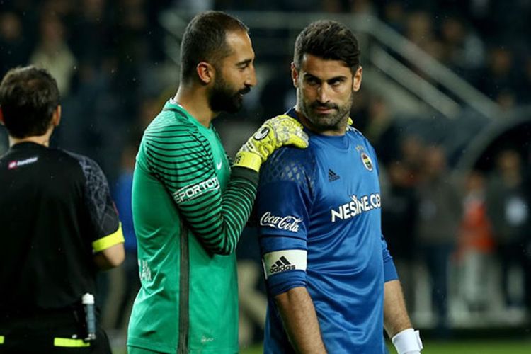 Millinin qapıçısı ilə anlaşdı – “Beşiktaş”
