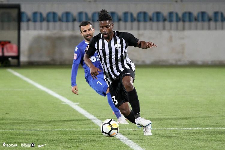 “Neftçi” Mustivarı razı sala bilmir - Premyer Liqadan təkliflər var
