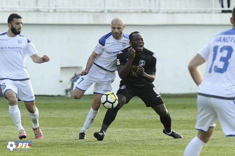 Ən dəyərlilər sırasında - Azərbaycanda çıxış edən futbolçu