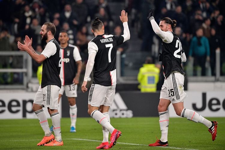 Premyer Liqadan təklif - "Yuventus"un futbolçusuna