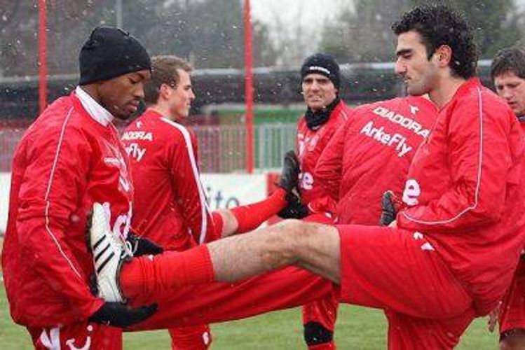 Vaqif Cavadov, “Bursaspor”... - sürpriz çempionlar