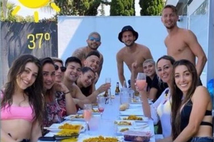 4 futbolçusu karantini pozdu - "Sevilya"nın