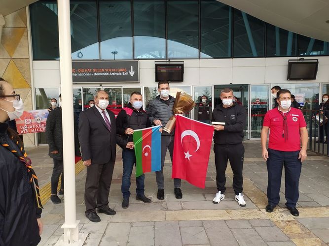 “Qarabağ” Sivasda sürprizlə qarşılaşdı – FOTOSESSİYA