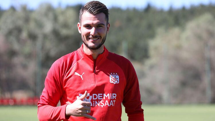 “Vacib oyunda qalib gəldik” – “Sivasspor”un futbolçusu