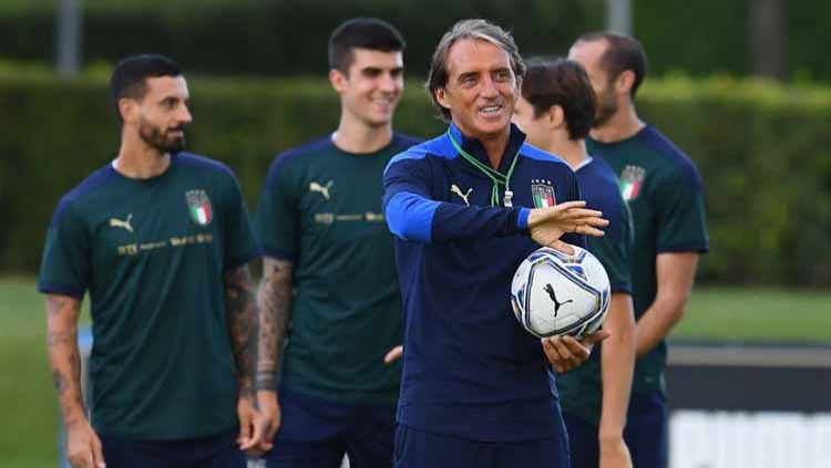 Futbolçularını milliyə buraxmaq istəmir – “Yuventus”la “Napoli”