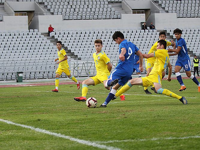Millimizə gəlir - “Beşiktaş” və “Başakşəhər”in futbolçuları
