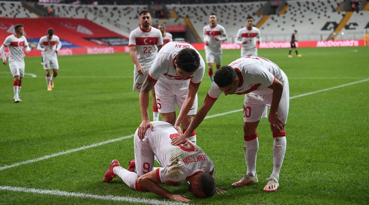 Avropa çempionundan darmadağın, dünya çempionu uduzdu - Türkiyədən heç-heçə