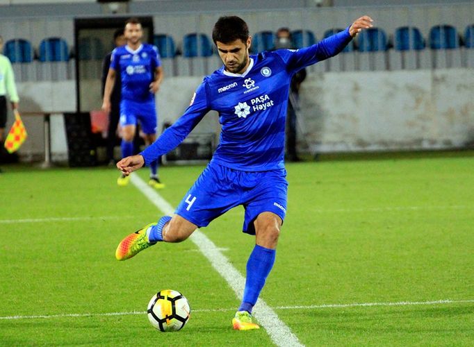 246-cı oldu, penalti “qazandı” – yığmada