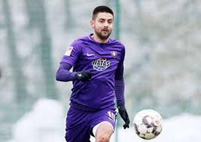 1 dəqiqə meydanda oldu - millimizin futbolçusu