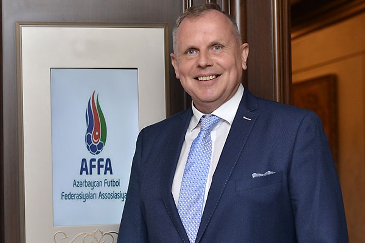 UEFA-dan təyinat - Fritz Ştuxlikə