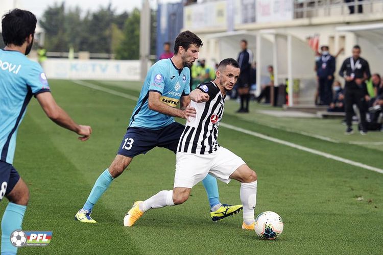 100-ü arxada qoydu - “Neftçi”nin futbolçusu