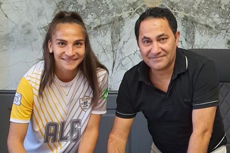 Türkiyə klubuna keçdi – millimizin futbolçusu