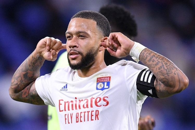 Depay ümidini üzmür – “Barselona”ya keçmək üçün