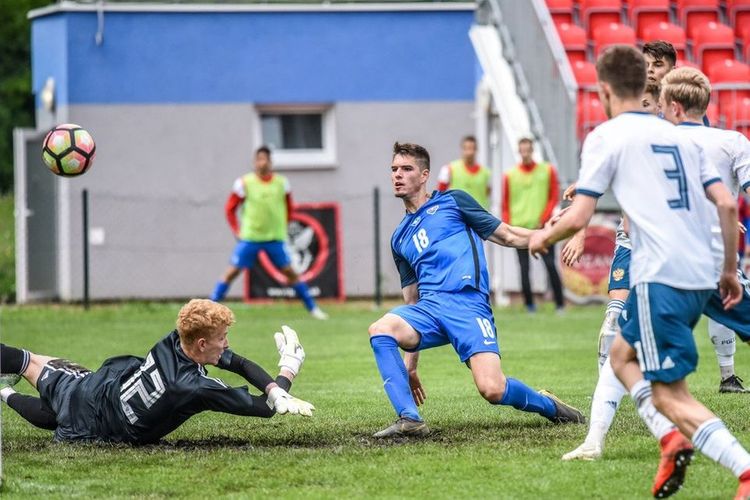 “Azərbaycanın bizi əziyyətə salacağını bilirdik” – slovakiyalı futbolçu