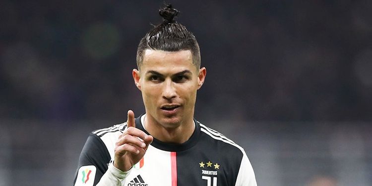 Koronavirusa yoluxdu - Kriştianu Ronaldo