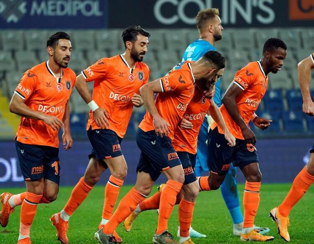 “Qalatasaray”dan qələbə - “Başakşəhər”dən darmadağın