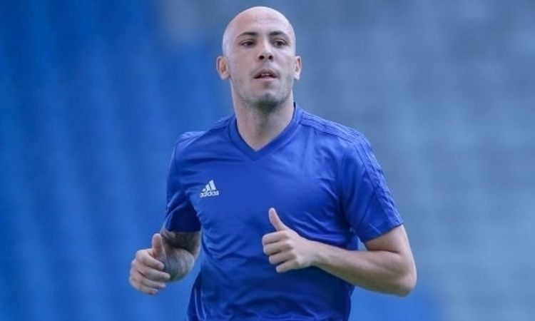 “Ailəmlə məsləhətləşdikdən sonra müsbət cavab verdim” - Riçard Almeyda