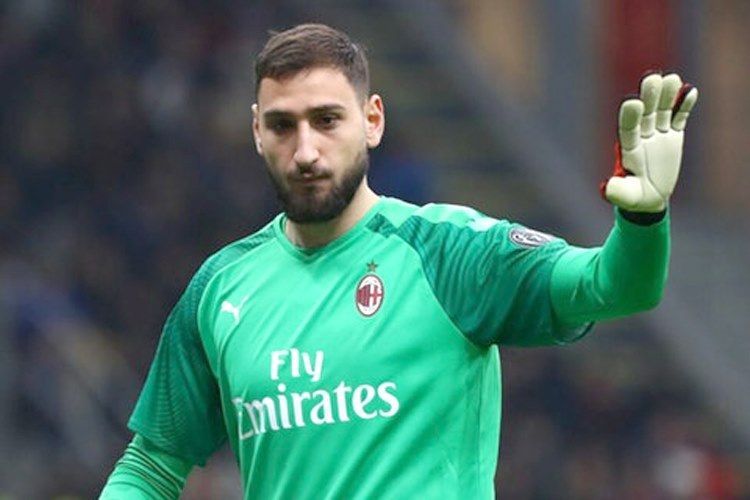 “Milan” qapıçısı ilə anlaşa bilmir – maddi məsələdə