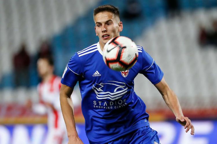 “Qarabağ”ı zəif rəqib sayır – "Dinamo"nun futbolçusu