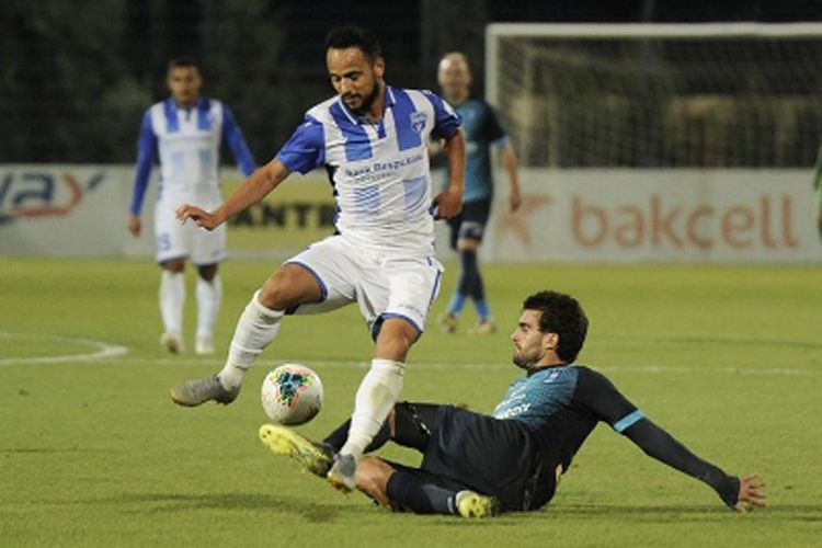 De Byazidan dəvət - "Sabah"ın futbolçusuna