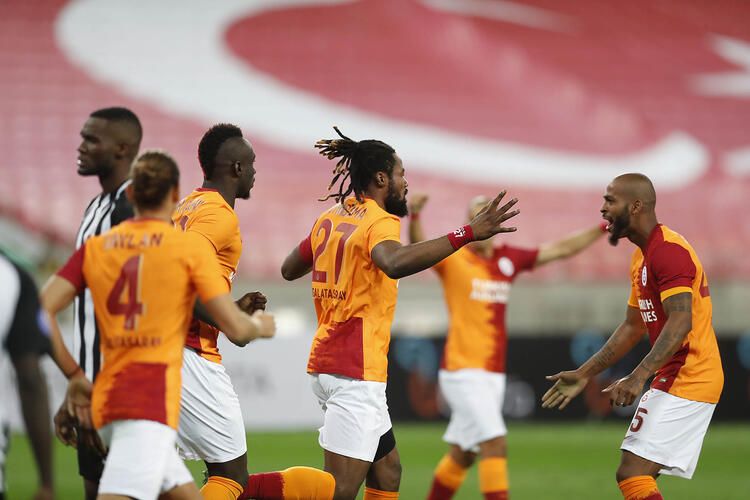 "Neftçi"dən gözlənilən məğlubiyyət - FOTOSESSİYA