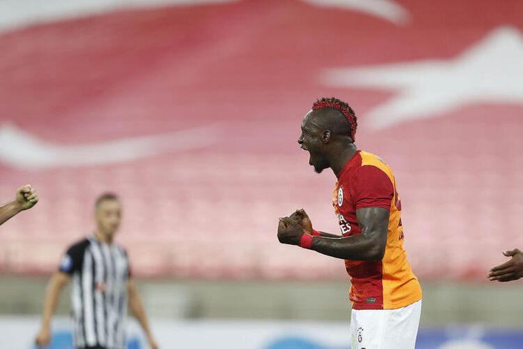"Neftçi"dən gözlənilən məğlubiyyət - FOTOSESSİYA