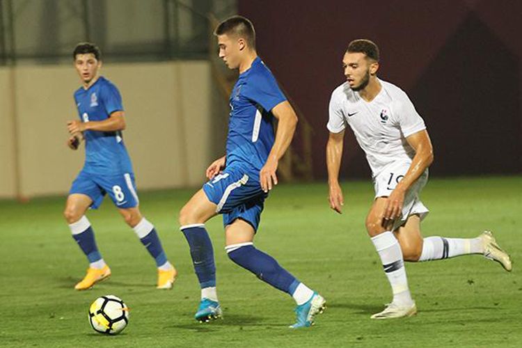 "Başakşəhər"in futbolçusunu icarəyə götürdü - "Neftçi"