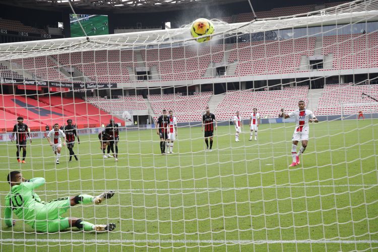 1 xalı 1 qolla qazandı – “Marsel” və “Lill”